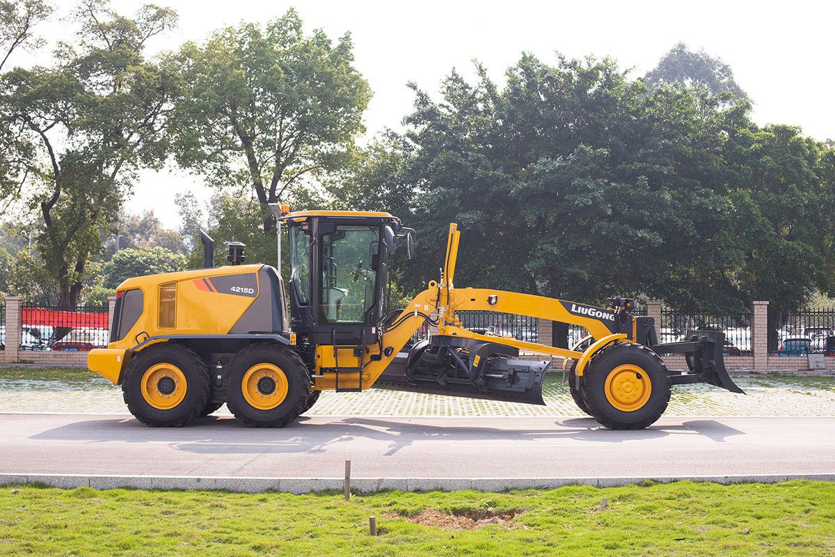 DIR-LiuGong-Motoniveladora-4215D-C4